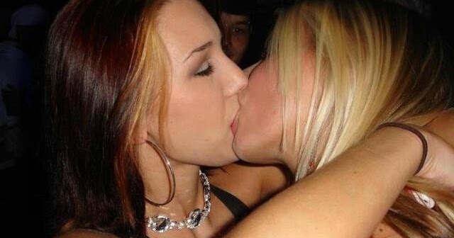 babes naked hot kiss play boy as melhores sexy girls
